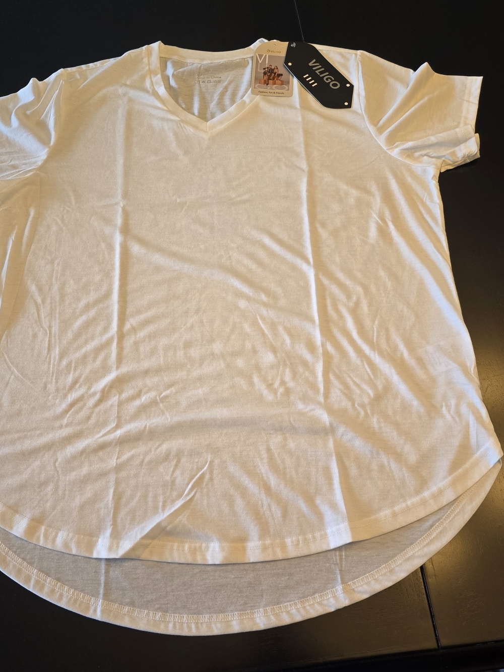 Viligo 2XL White V-Neck Tee